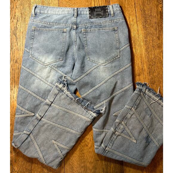 Rebel Vengeance Stacked Distressed Blue Jean Frayed w/ Skulls Grunge Sz 32 - Picture 8 of 11